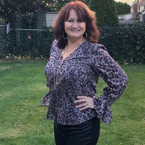 Joie Blouse beautiful colors